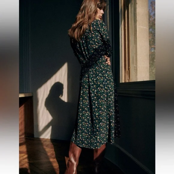 Sezane Tea Dress Navy Miranda Print - Size 6. Excellent used condition - Picture 2 of 10